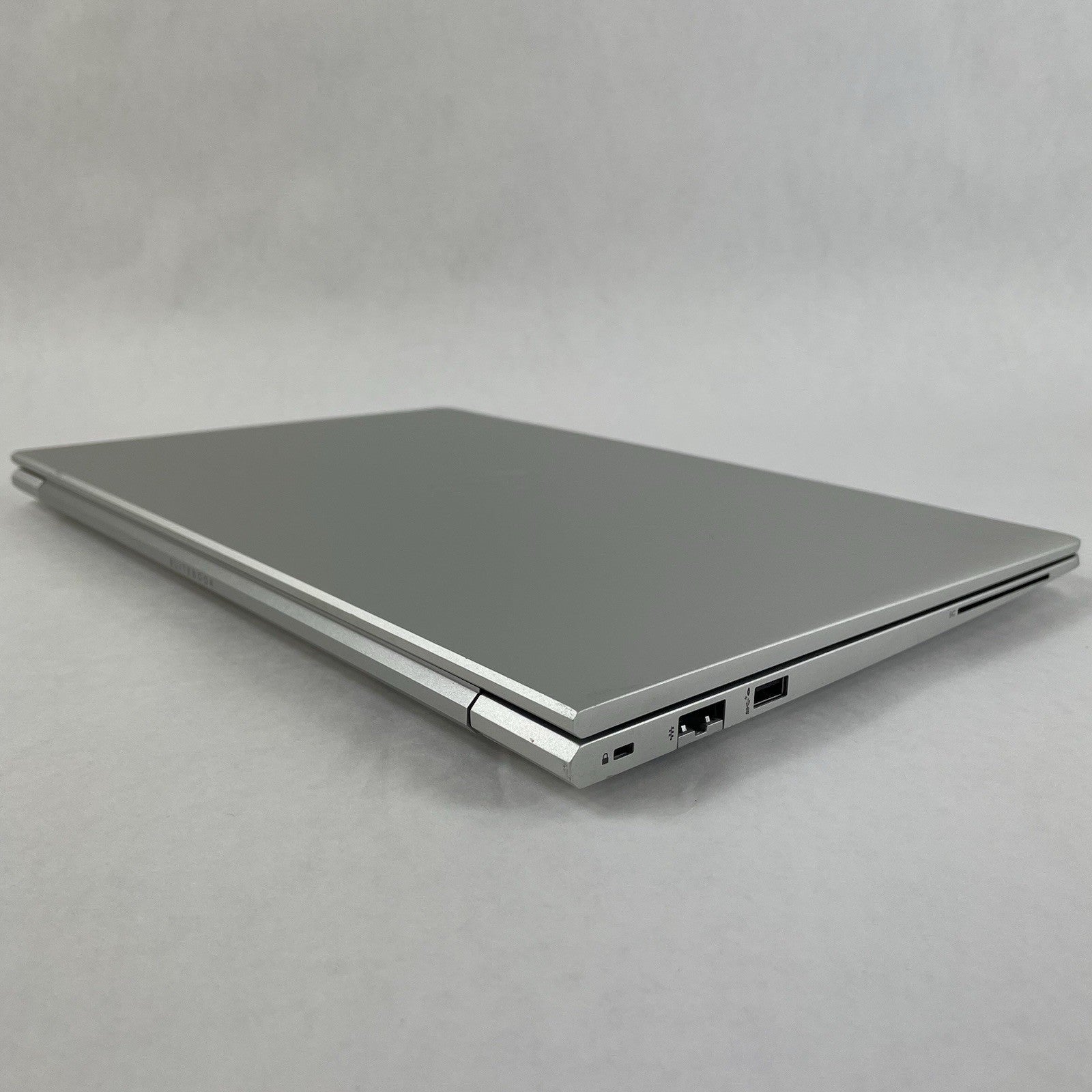 HP EliteBook 655 G9 15.6" AMD Ryzen 5 Pro 5675U 2.30 GHz 8 GB RAM No SSD/OS/AC12