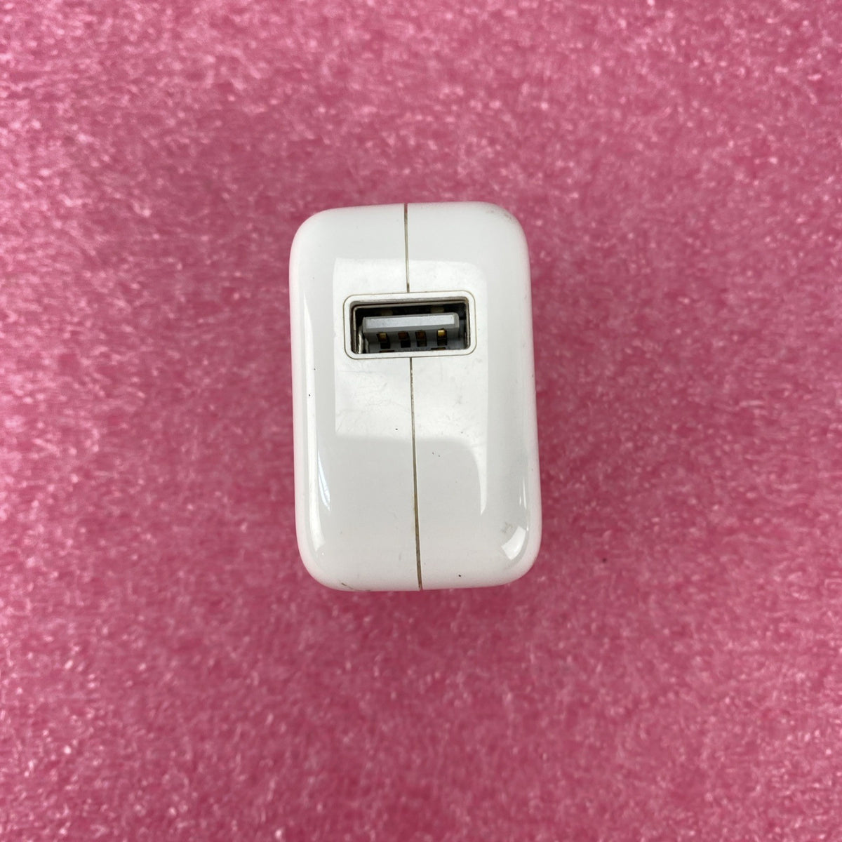 Apple A1357 10w USB AC Adapters - Lot of 107