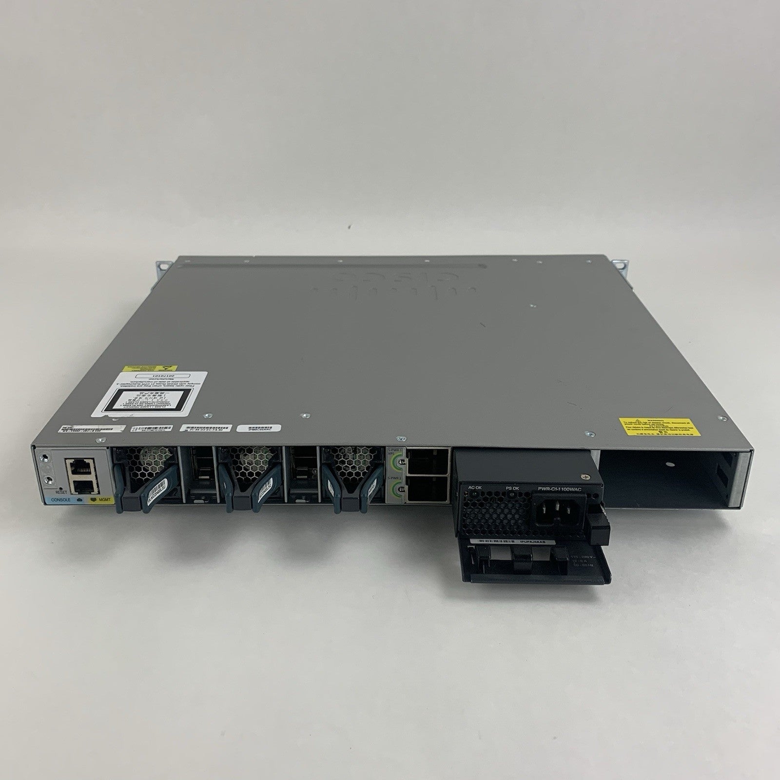 Cisco Catalyst WS-C3850-48U-S V06 48 Port Switch Tested w/C3850-NM-2-10G 1x PSUs5