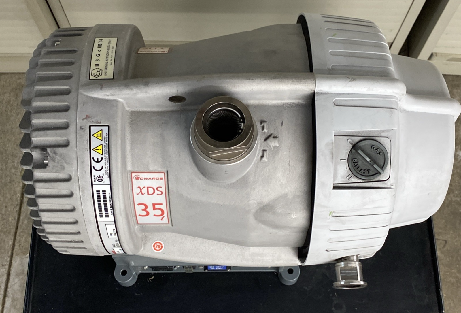 Edwards XDS35i Dry Scroll Vacuum Pump A730-01-9835