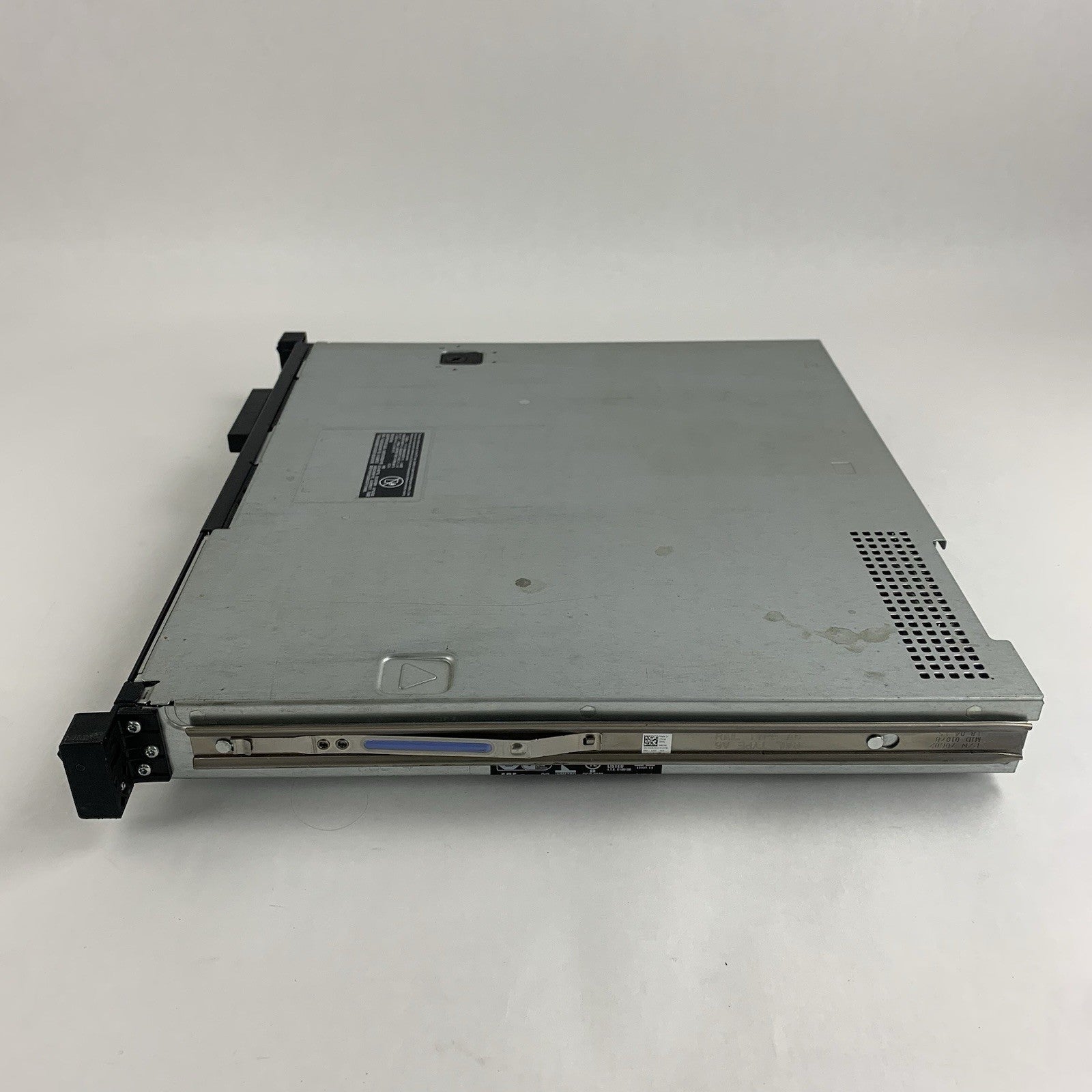 Dell PowerEdge R220 Server 1x Intel i3-1220v3 3.1 GHz 16 GB Ram No HDD No OS8