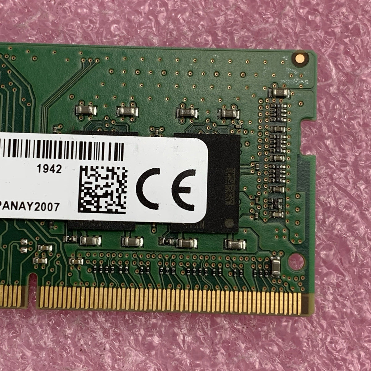 Micron 8GB DDR4 PC4-2666V Laptop RAM MTA8ATF1G64HZ-2G6E1 - Tested3