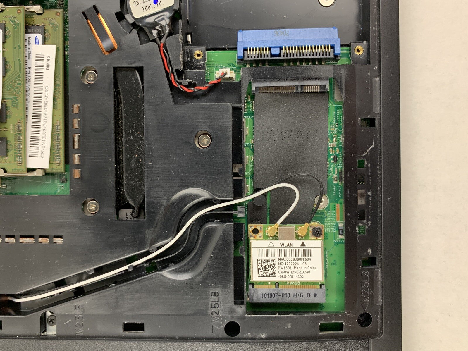 Dell Vostro 3500 15.6" i7-M640 2.80 GHz 4 GB RAM No SSD/OS/AC/Batt19