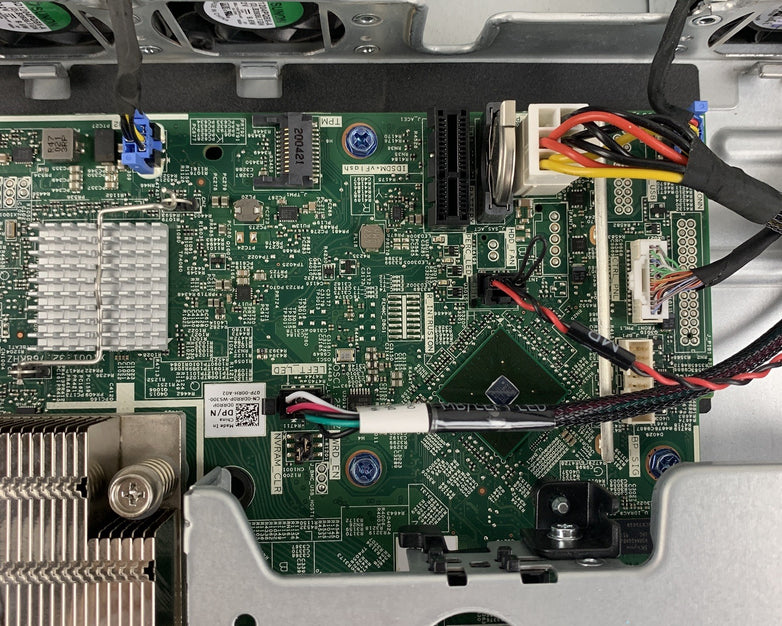 Dell PowerEdge R240 1U Server Xeon E-2246G 3.6 GHz 64 GB DDR4 No OS No HDD Bent