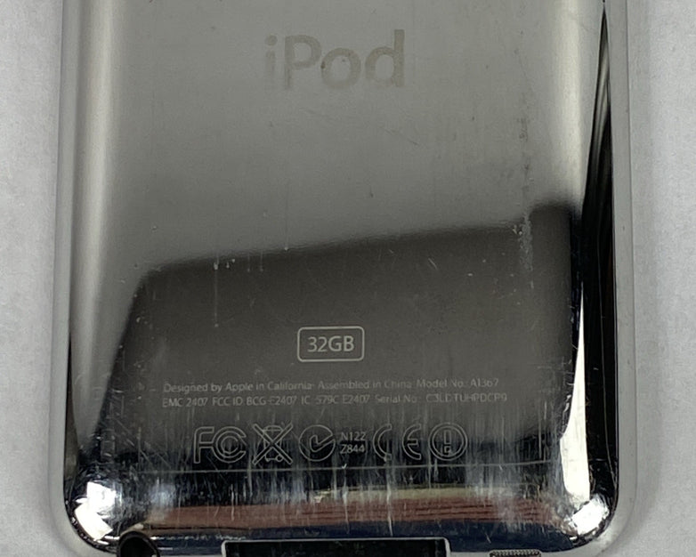 Apple iPod Touch 4th Gen A1367 32GB 3.5" Black IOS 6.1.6