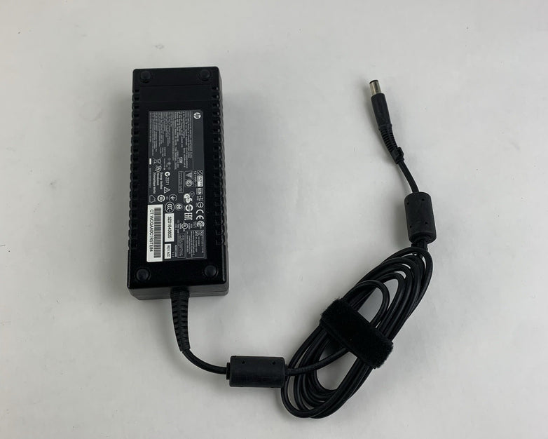 HP HSTNN-LA01-E No Power Cord Lot of 2