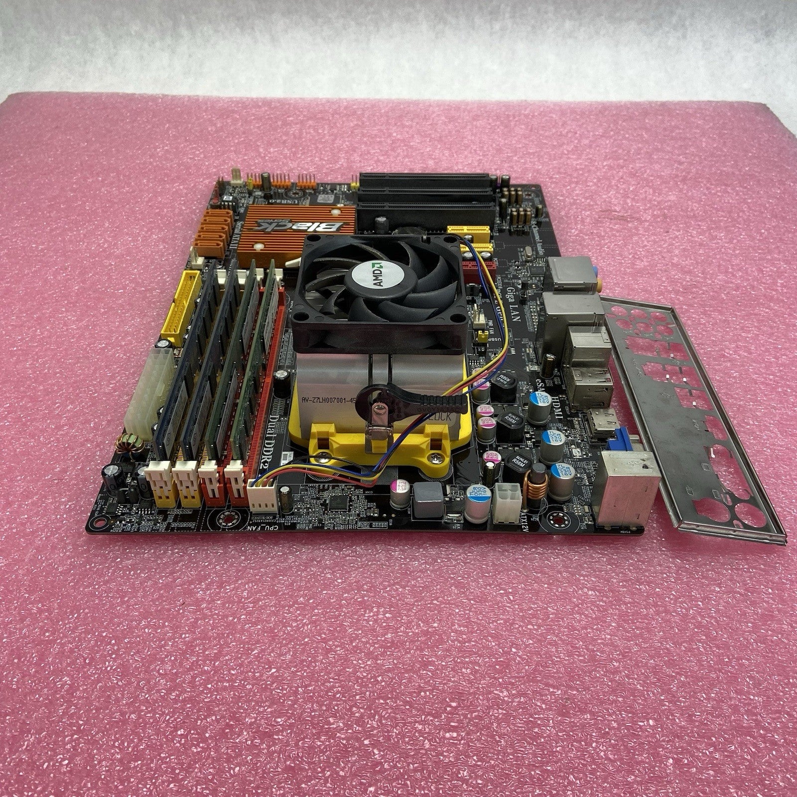 ECS GeForce 8200M-A Motherboard AMD Athlon 64 X2 2.21GHz 8GB RAM w/Shield3
