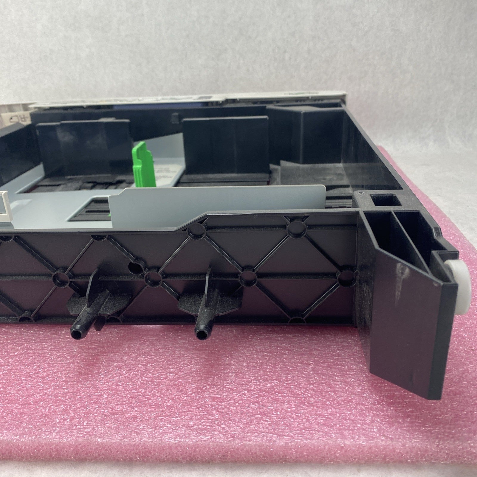 Toshiba  LT paper Tray From 457 E Studio13