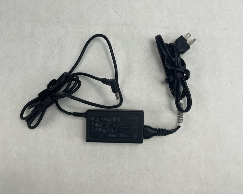 HP TPN-CA16 65W  Small Barrel AC Adapter 19.5V 3.33A L25298-002 Lot of 5