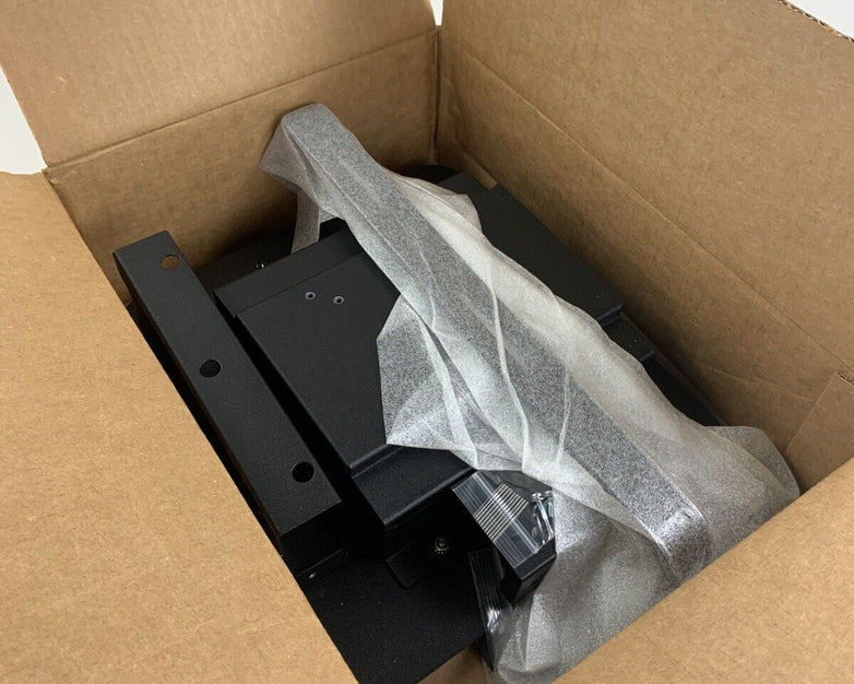 QSR 600-1009 QBracket  Monitor Mount Adapter Plate New Box Opened