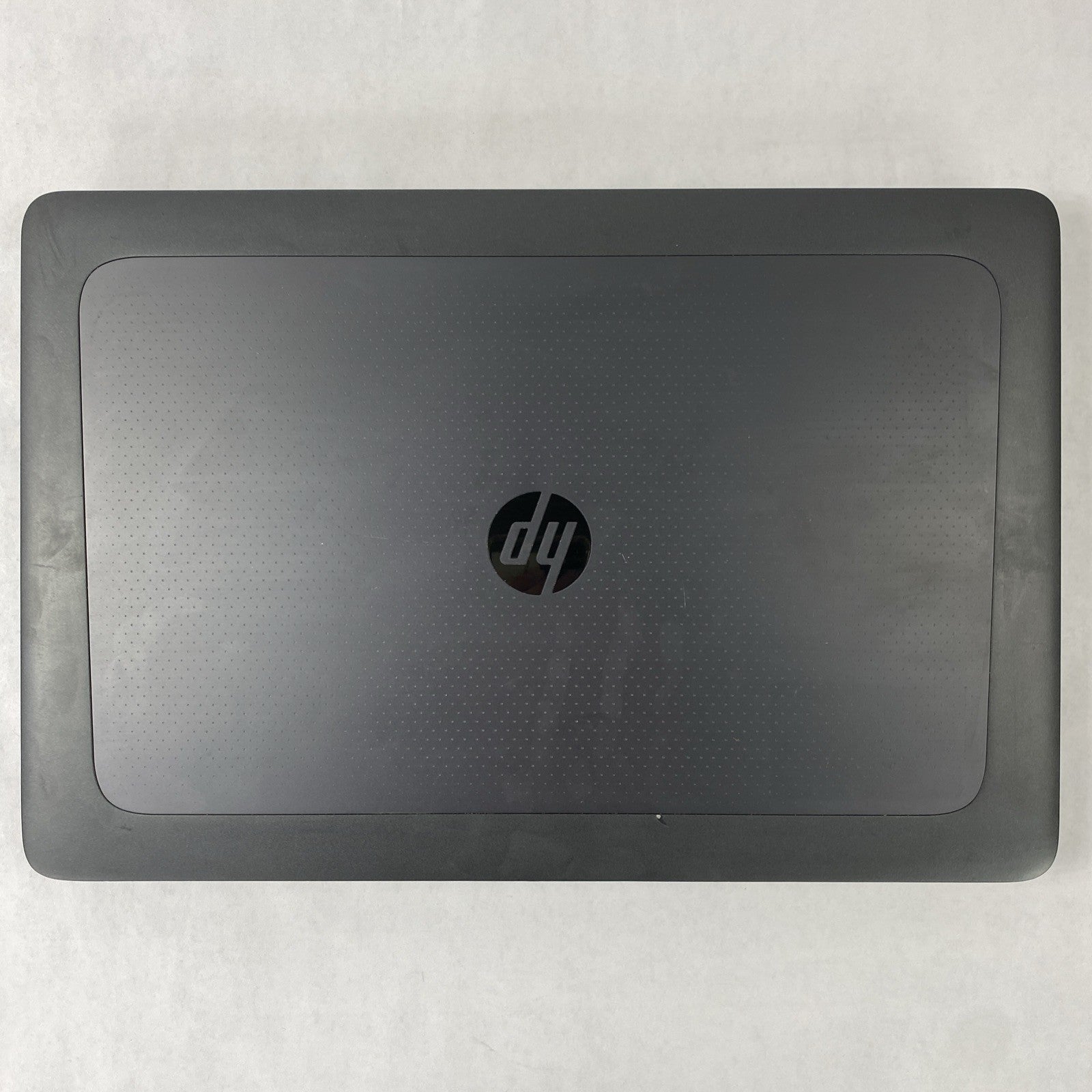 HP ZBook 17 G3 Intel Xeon E3 1535M V5 2.9GHz 16GB RAM 17.3" No SSD/OS/AC/Batt5