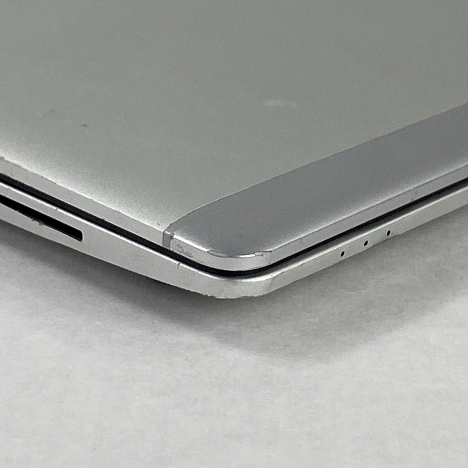 HP EliteBook 850 G6 Core i5-8365U 1.60 GHz 16 GB RAM 15.6" No HDD No OS