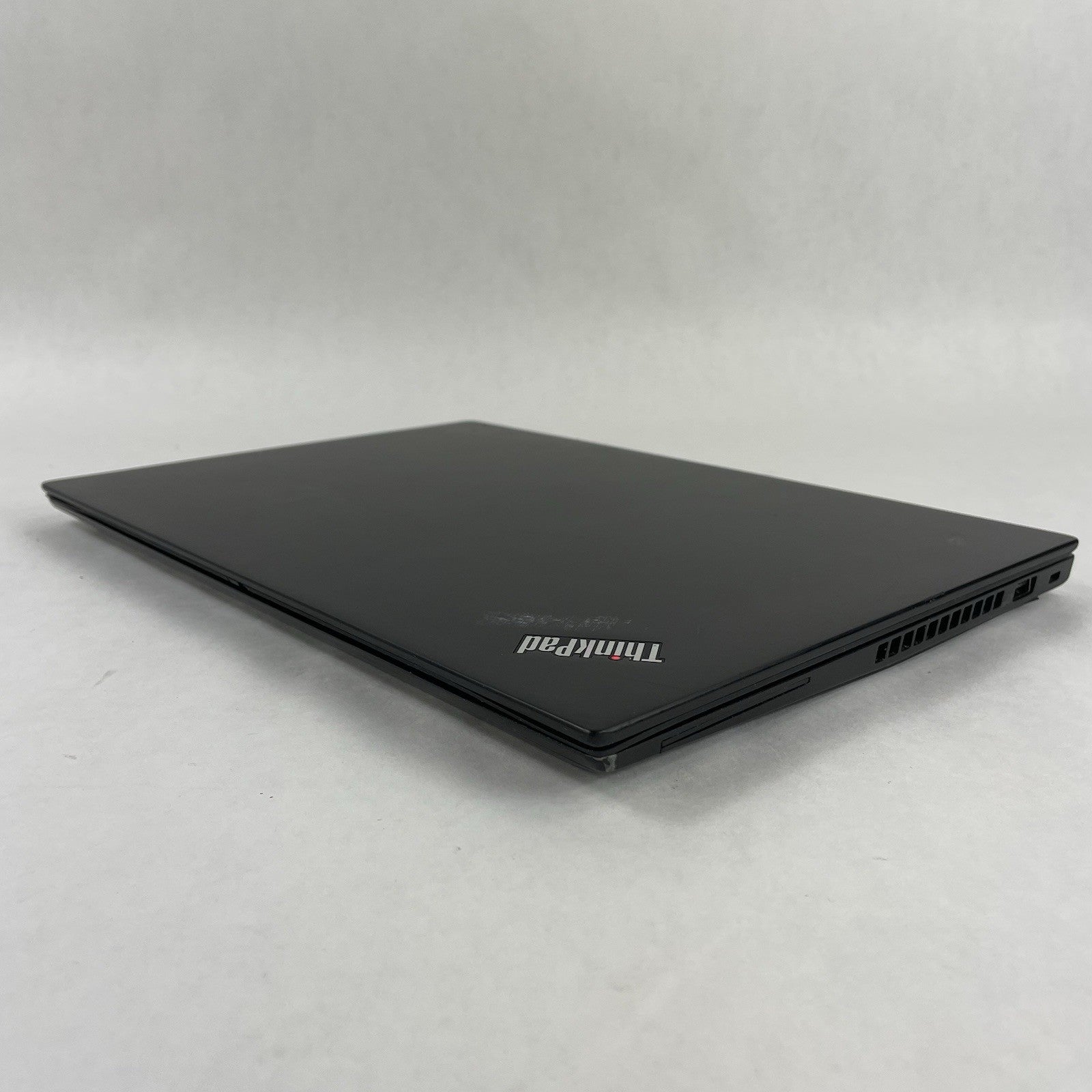 Lenovo ThinkPad T490s 14" i5-8365U 1.60 GHz 8 GB RAM No SSD/OS/AC - Bad Corner11