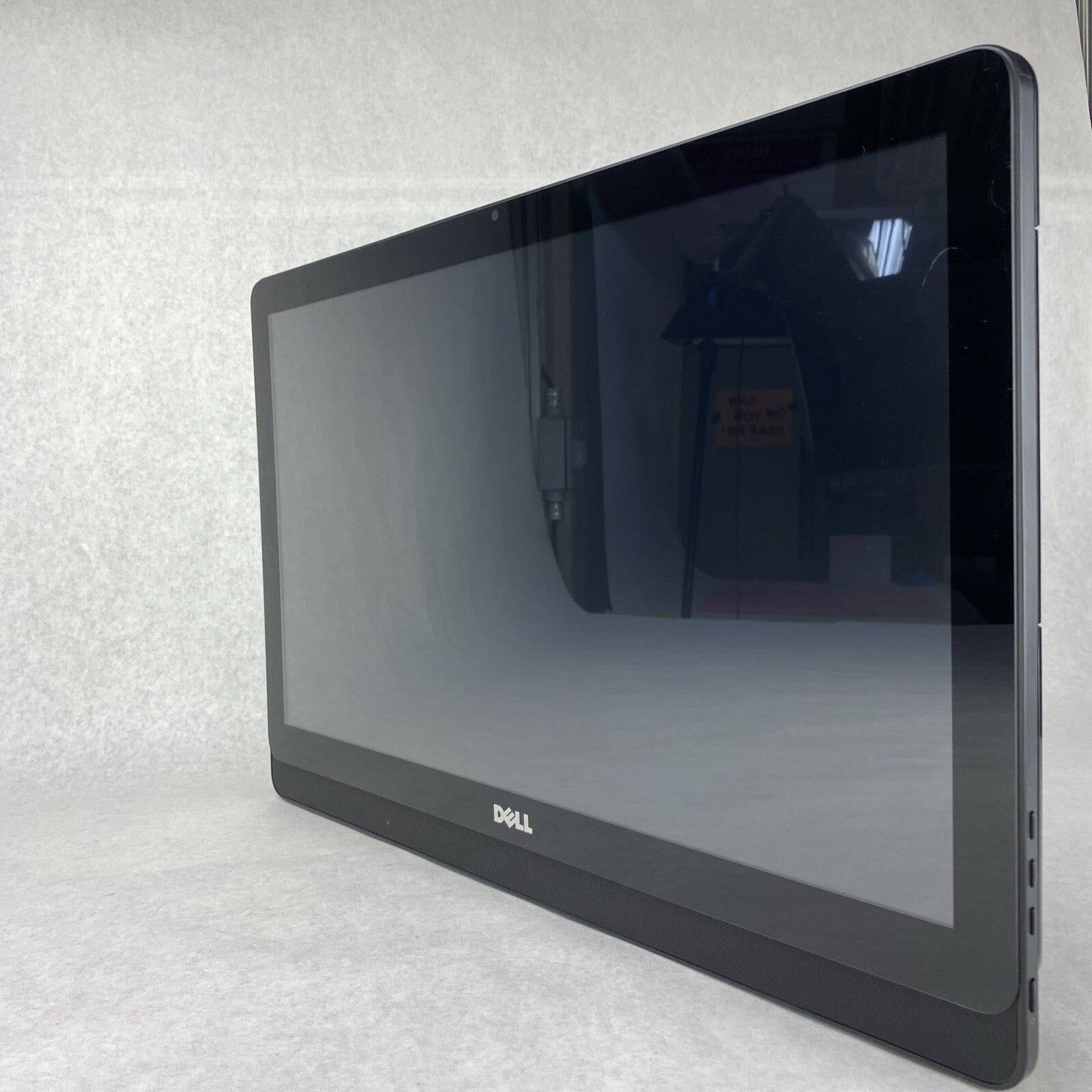 Dell Inspiron 22-3265 21.5" Touch  AIO AMD E2-7110 1.80GHz 4GB RAM No HDD OS