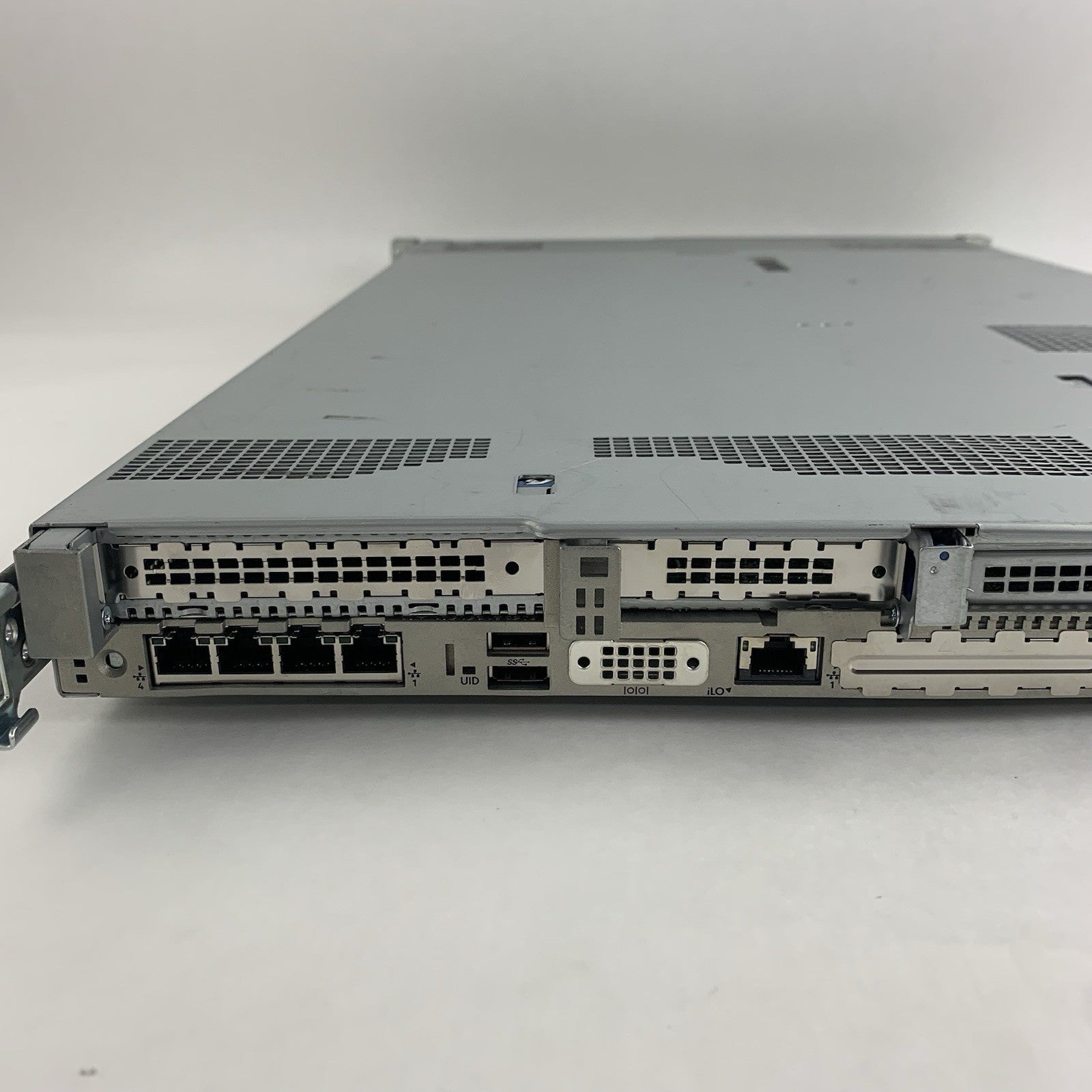 HP Proliant DL360 Gen10 Server 1x Silver 4208 2.1 GHz 16 GB Ram No OS No HDD7