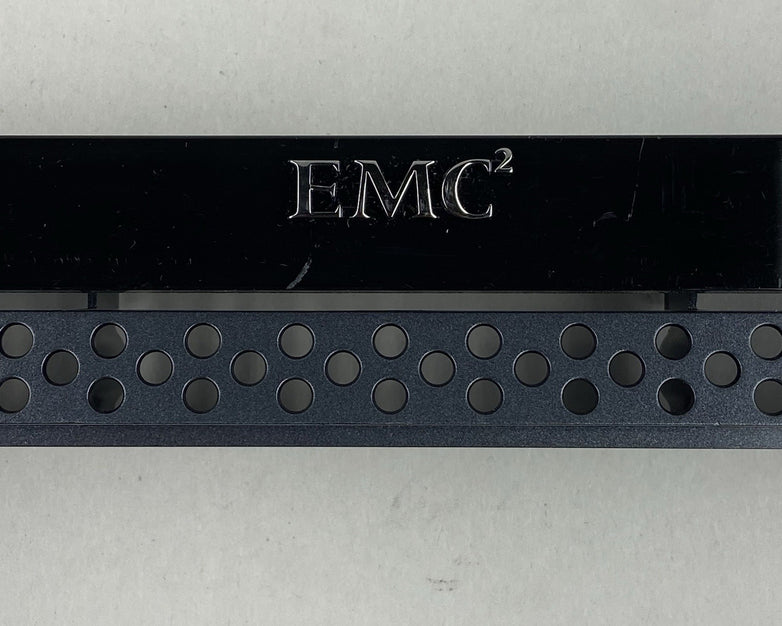 EMC 100-563-101  Fits CX4-120 CX4-240 CX4-480 1U Filler Panel Fleet B2 TLA 32-4