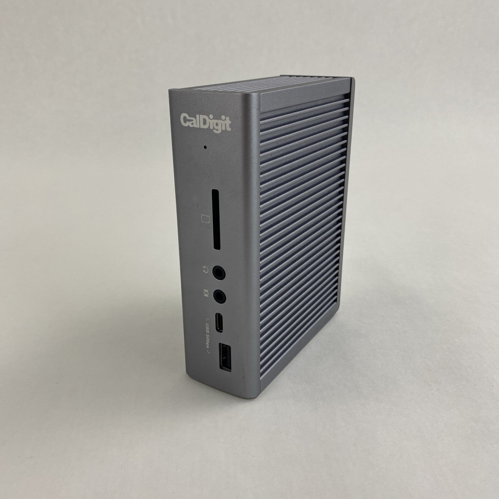 CalDigit TS3 Plus Thunderbolt 3 Docking Station 3 Plus No Ac Adapter or Cords0