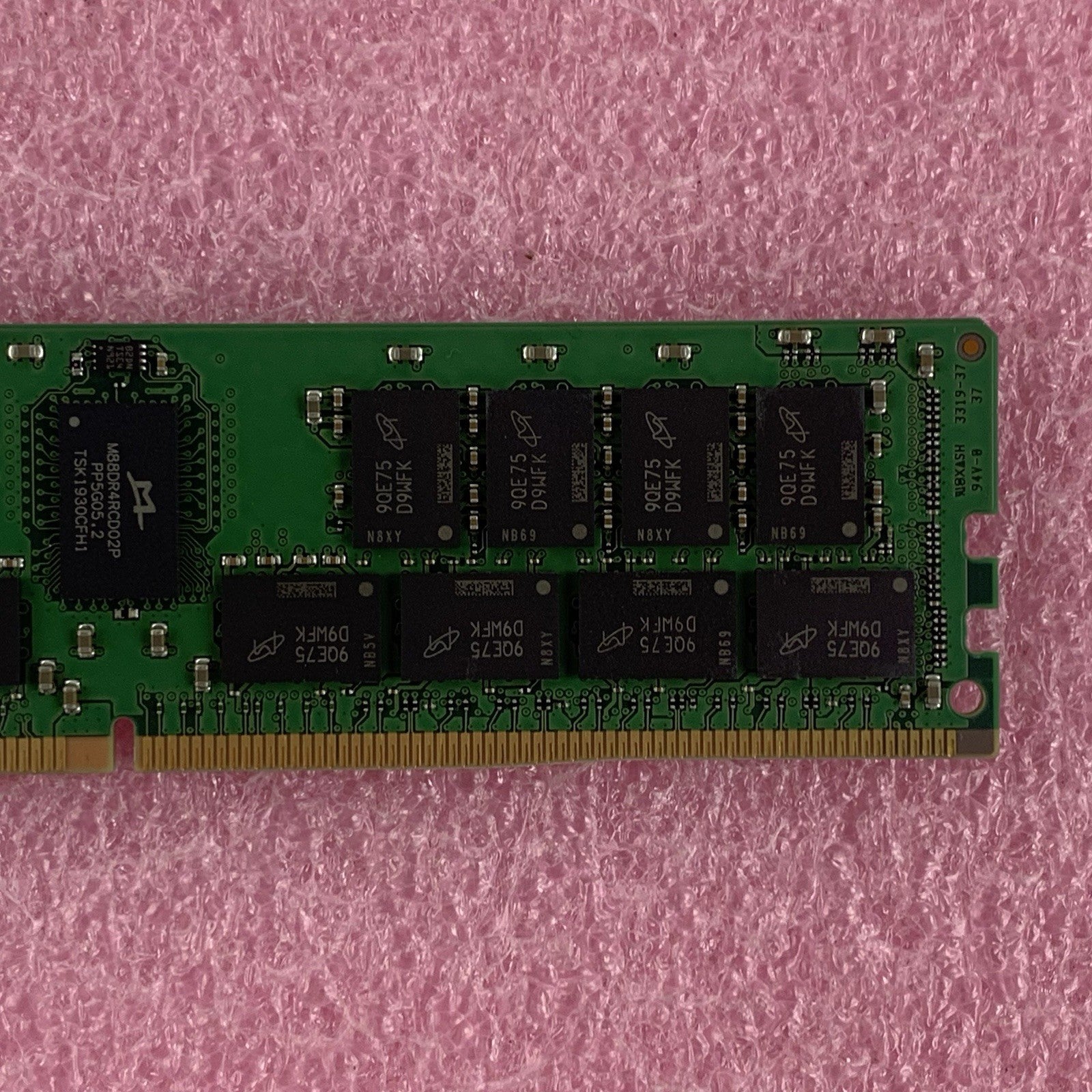 Micron MTA36ASF4G72PZ-2G9E2TI 32 GB DDR4 Server PC4-23400 DDR4 Server Memory RAM3