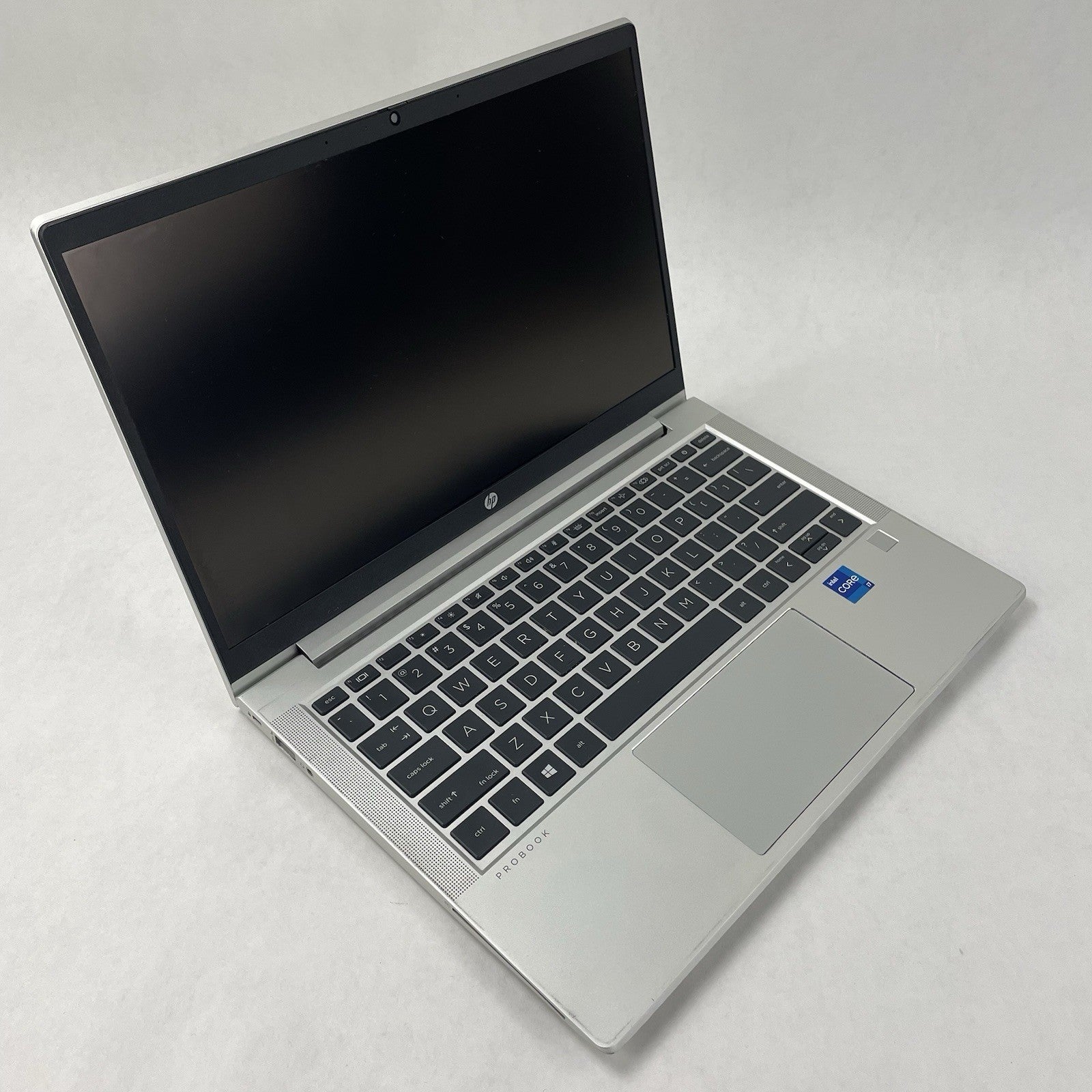 HP ProBook 630 G8 13.3" i7-1165G7 2.80 GHz 8 GB RAM No SSD/OS/AC - Dents0