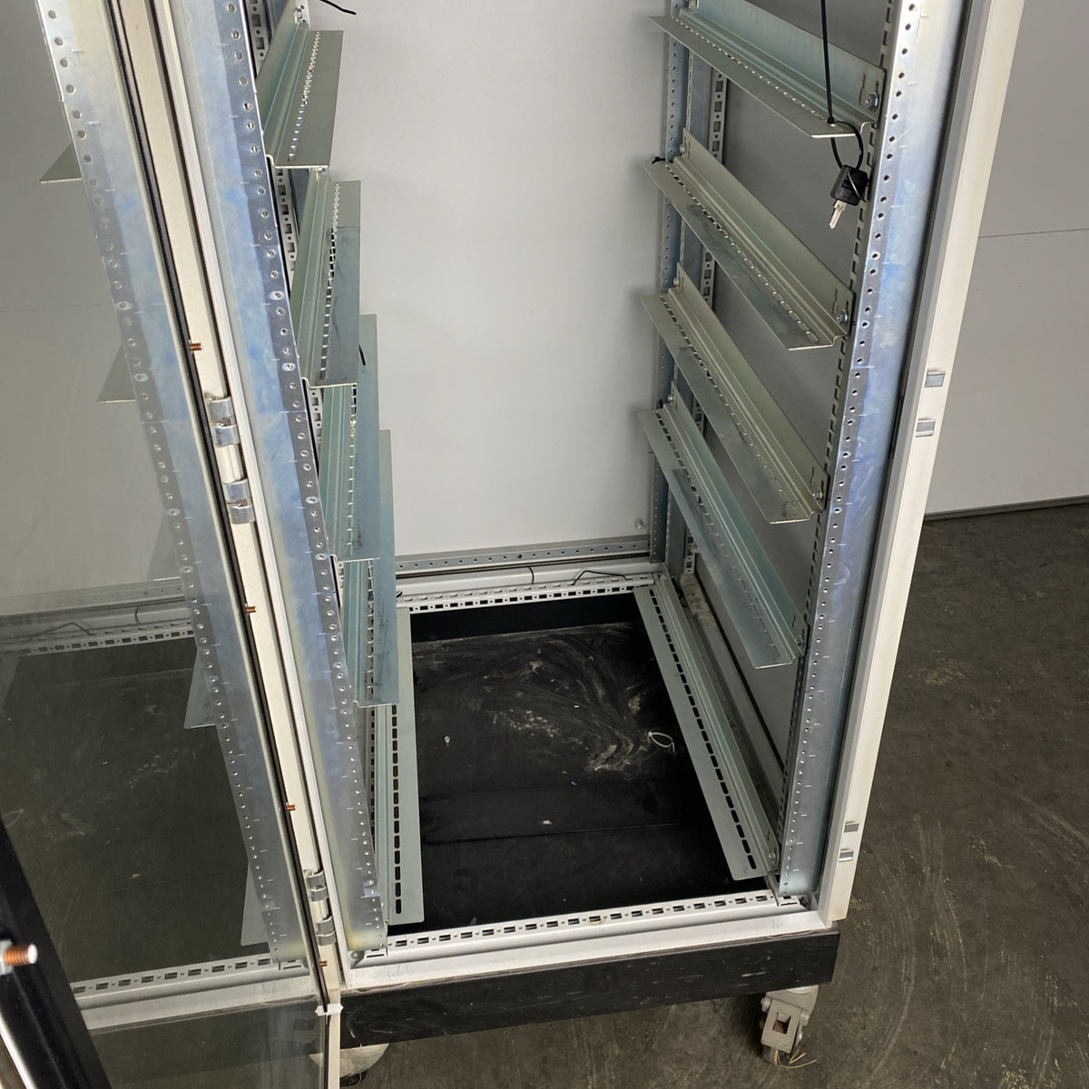 Hoffman A-2001 Industrial Control Panel Enclosure Type 12 - No Door Handles7
