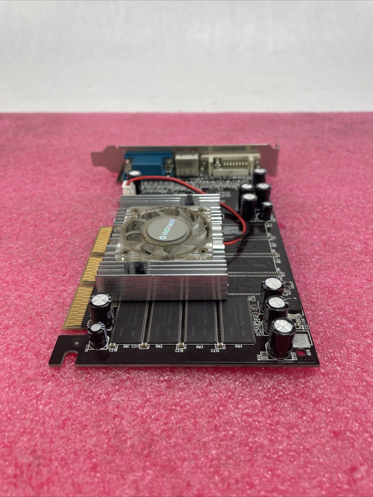Interage INT-V34-128TD Nvidia GF FX5200 8X 128MB DDR DVI/TV