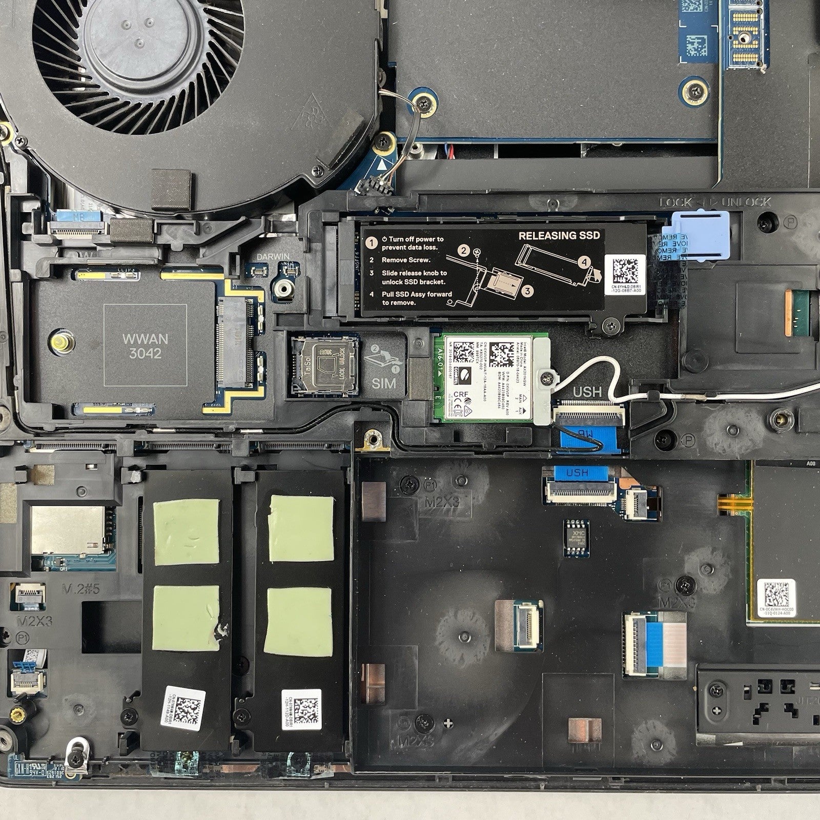 Dell Precision 7750 17.3" i7-10750H 2.60 GHz 16 GB RAM No SSD/OS/AC/Batt - READ20