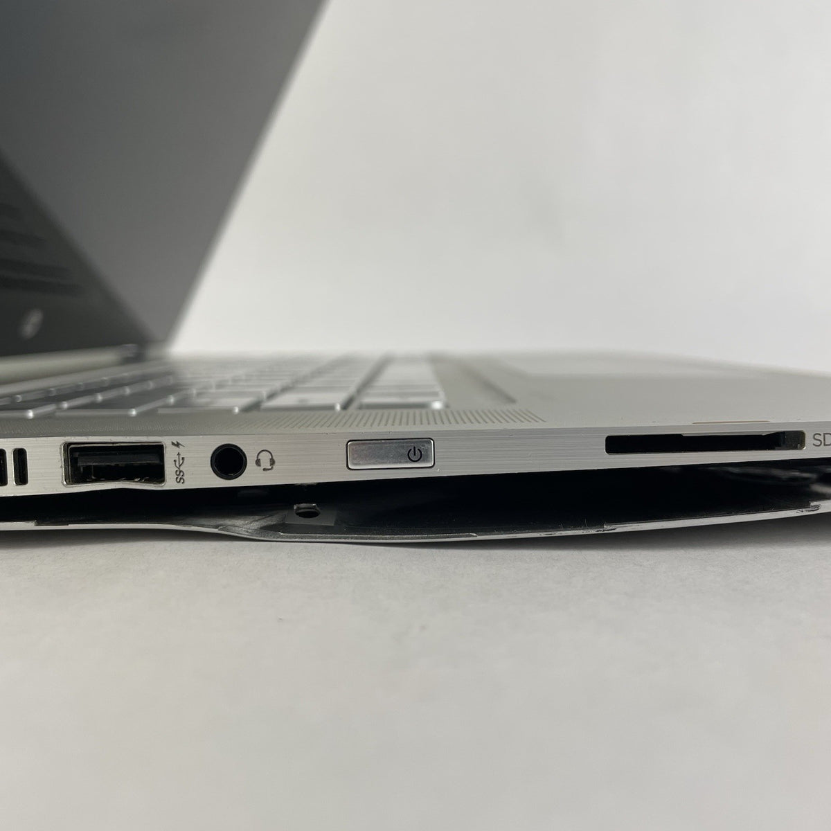 HP Spectra x360 15.6" i7-6500U 2.50 GHz 16 GB RAM No SSD/OS/AC10