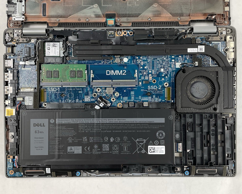 Dell Latitude 5520 15.6" i5-1135G7 2.40 GHz 8 GB RAM No SSD/OS/AC - Worn Keys