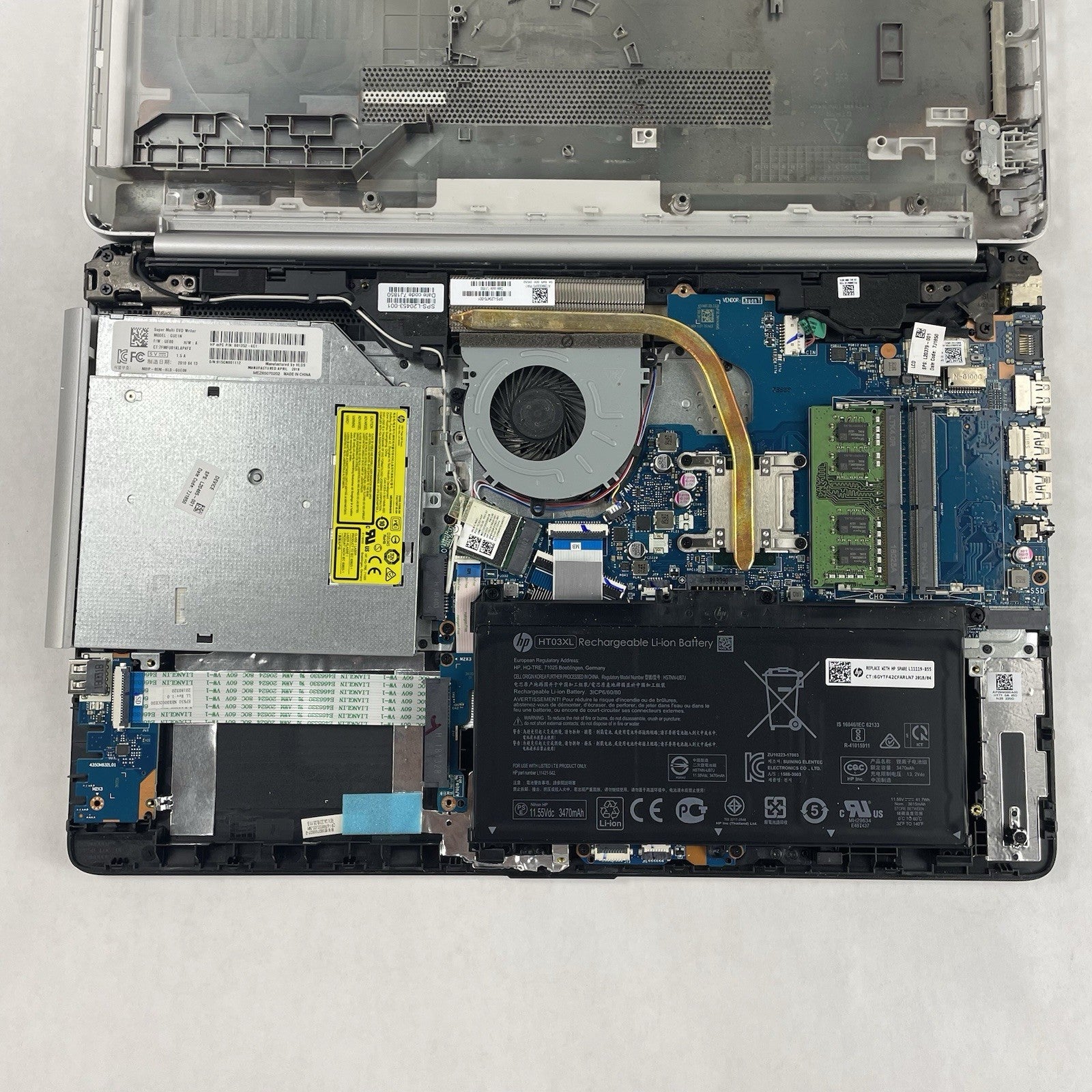 HP 15 da0032wm 15.6" i3-8130U 2.20 GHz 8 GB RAM No SSD/OS/AC14