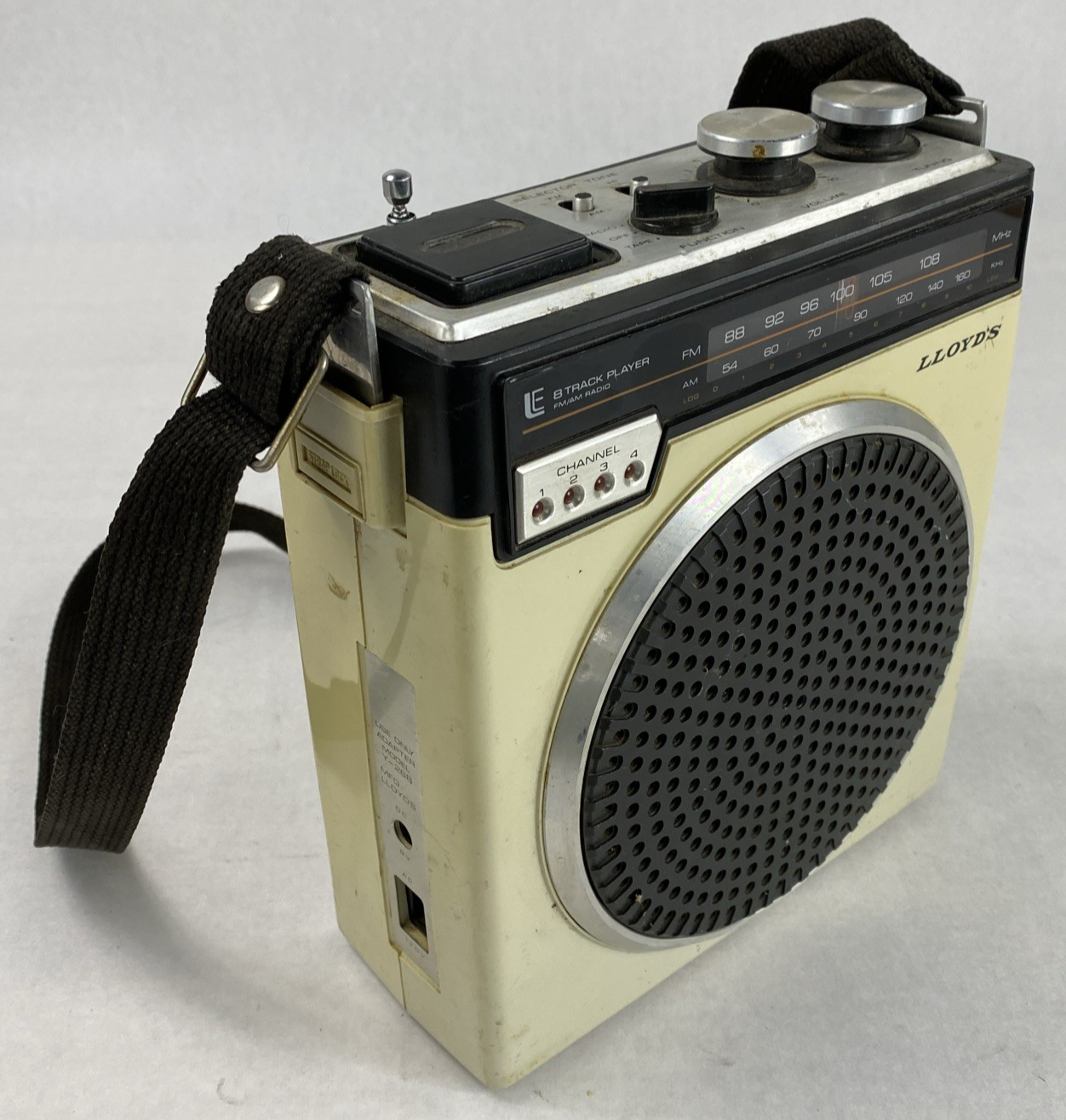 Lloyd's V-150 Vintage AM/FM 8 Track Player Untested