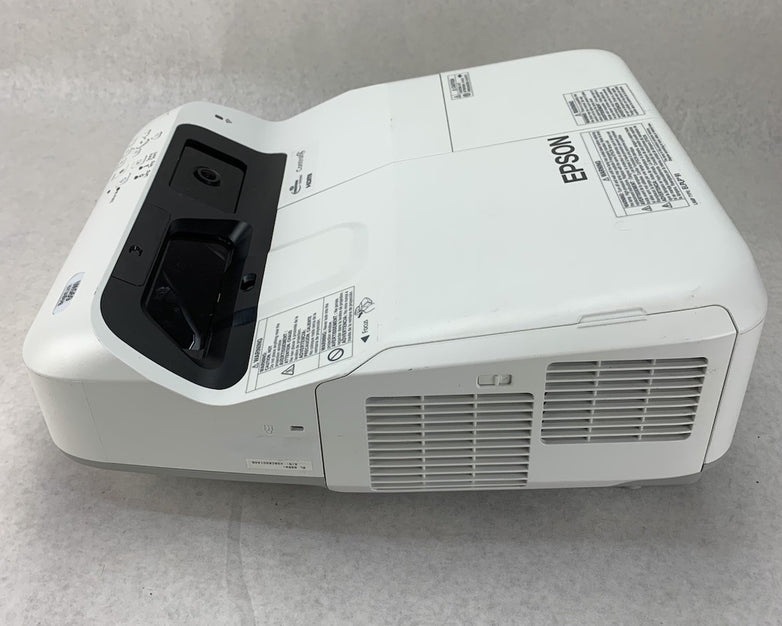 Epson PowerLite 695Wi H740A LCD Lamp Projector 4427 Lamp Hours - No Remote