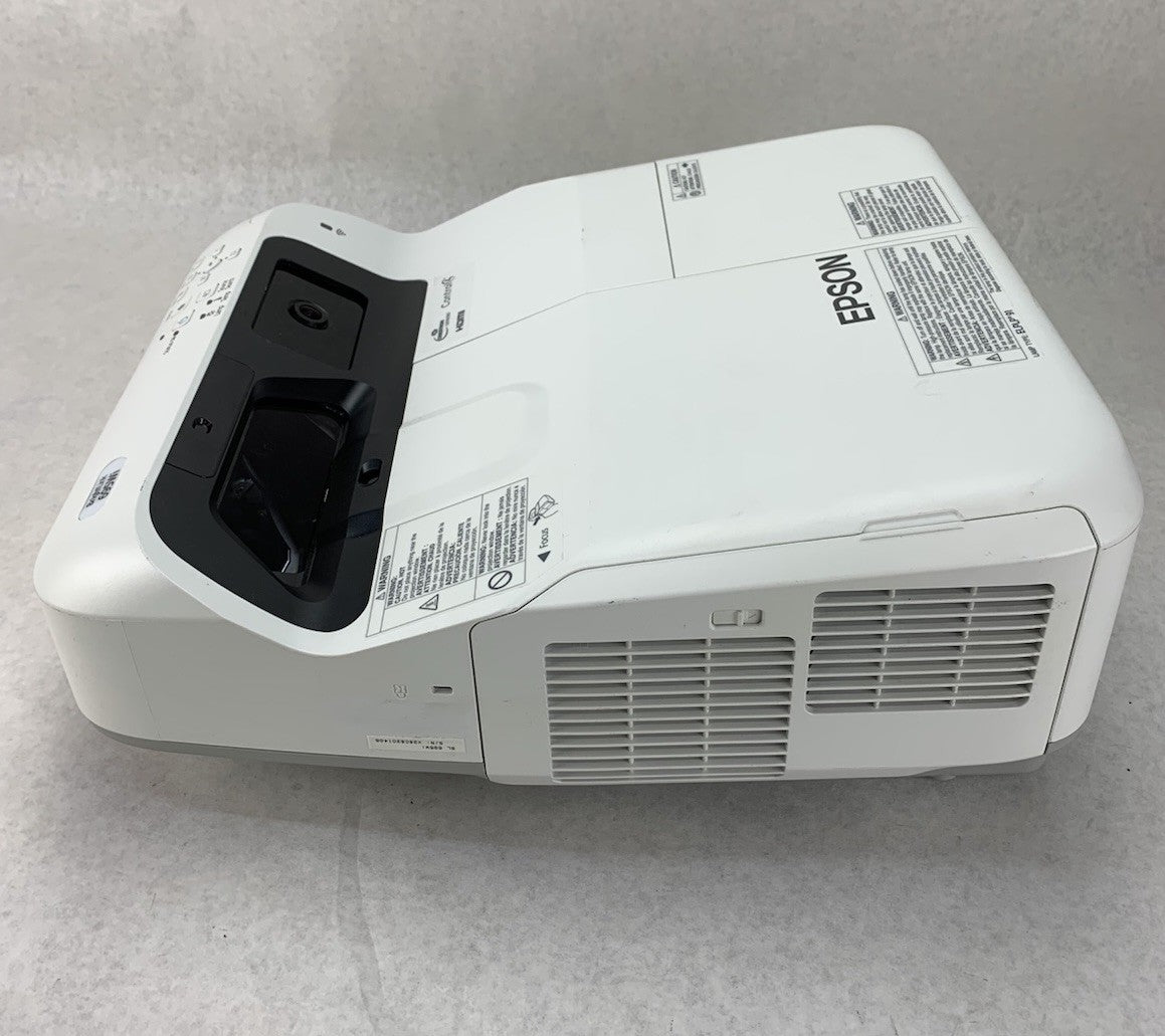 Epson PowerLite 695Wi H740A LCD Lamp Projector 4427 Lamp Hours - No Remote4