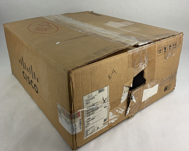 Cisco 3900 CISCO3925-CHASSIS V02 Dual Gigabit Integrated Services Router No OS