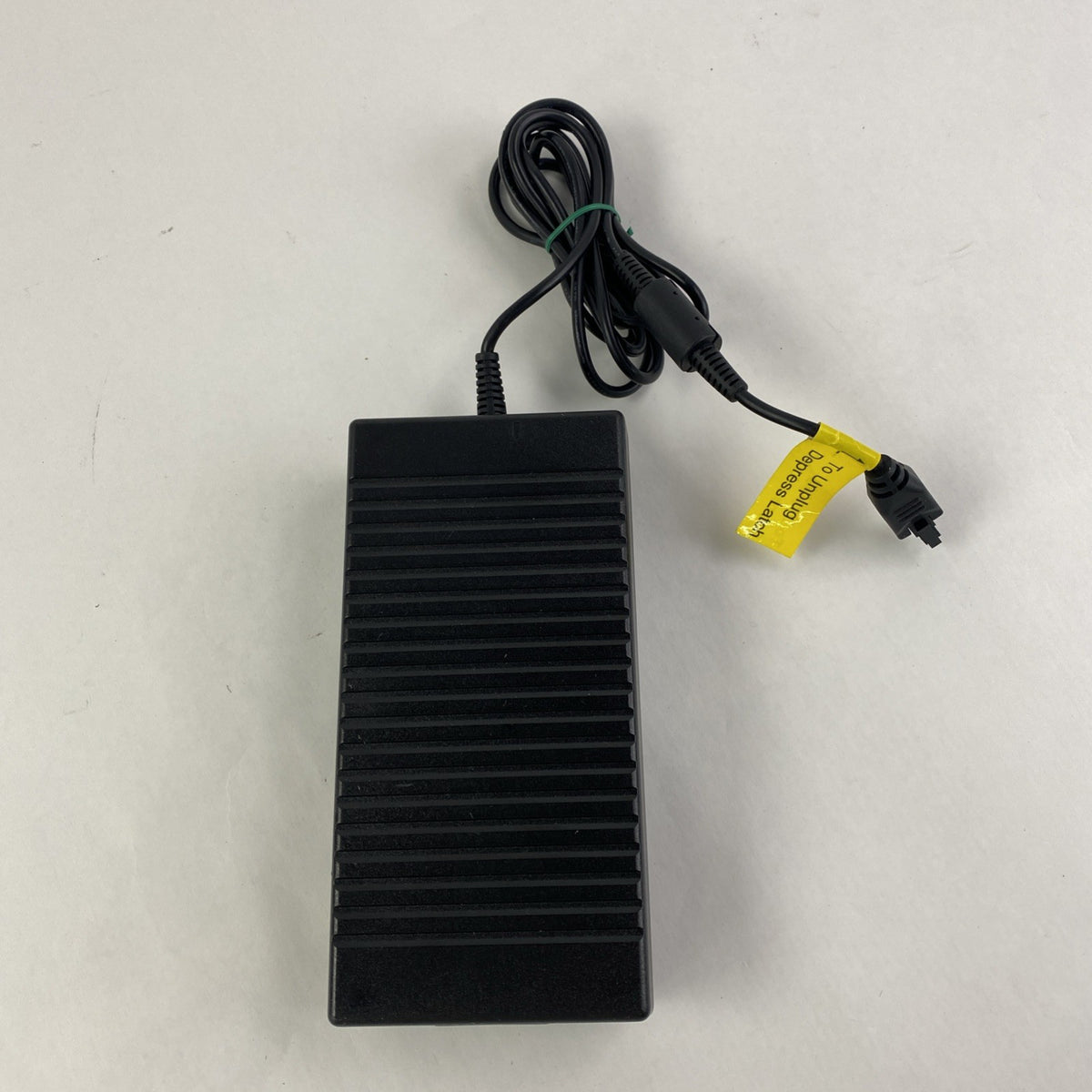 HP 5066-5569 54V 1.67A 90W 4 Pin PA2 AC Adapter - No Power Cord2