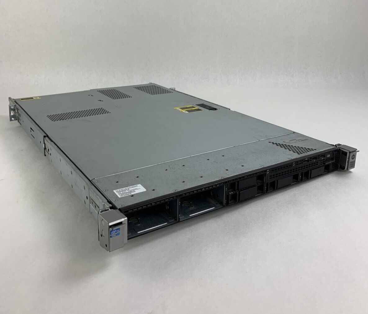 HP ProLiant DL360e Gen8 Intel Xeon E5- 2403 1.8 GHz 32 GB Ram No OS No HDD0