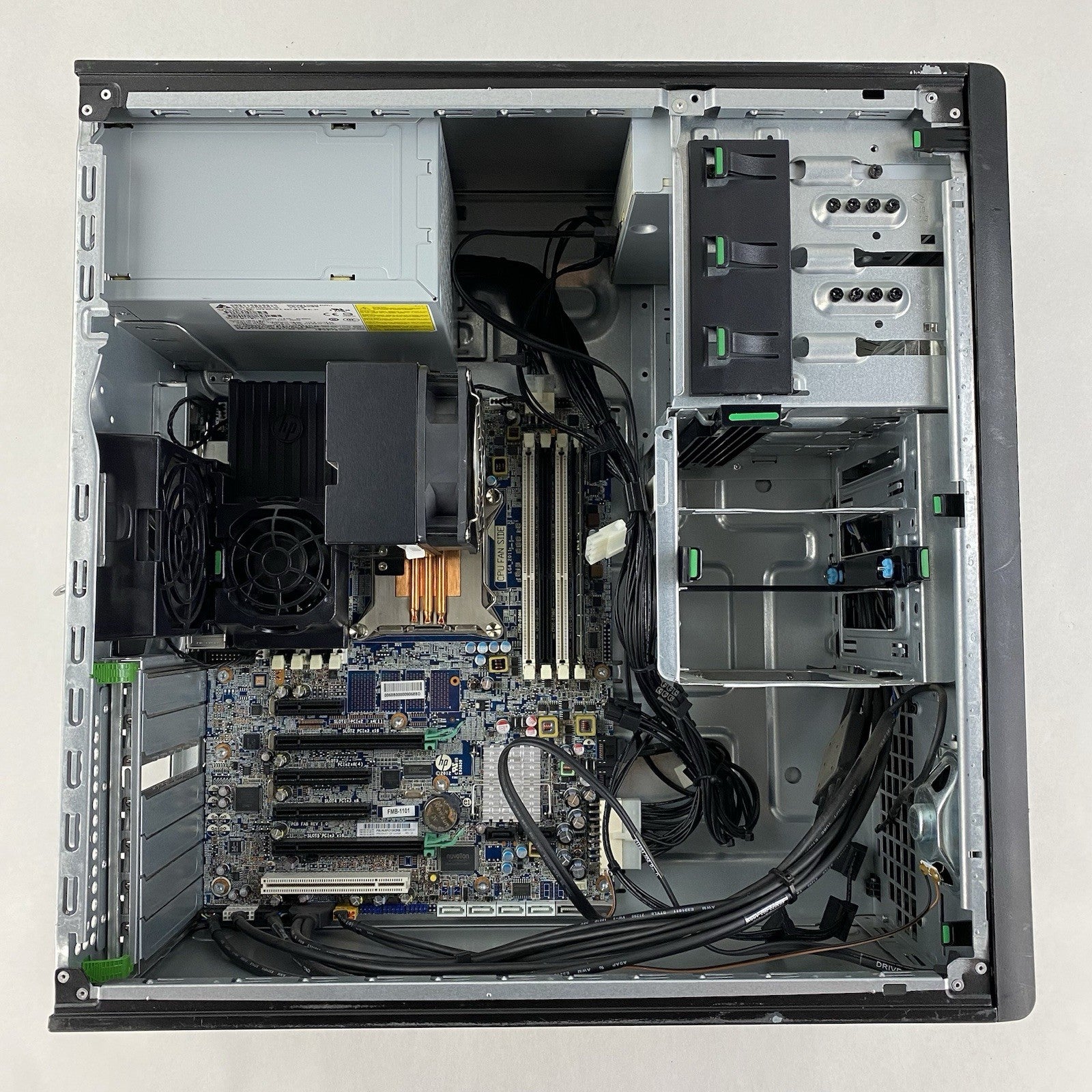 HP Z420 MT Intel Xeon E5-1620 3.6GHz 16GB RAM No HDD No OS No Video Card