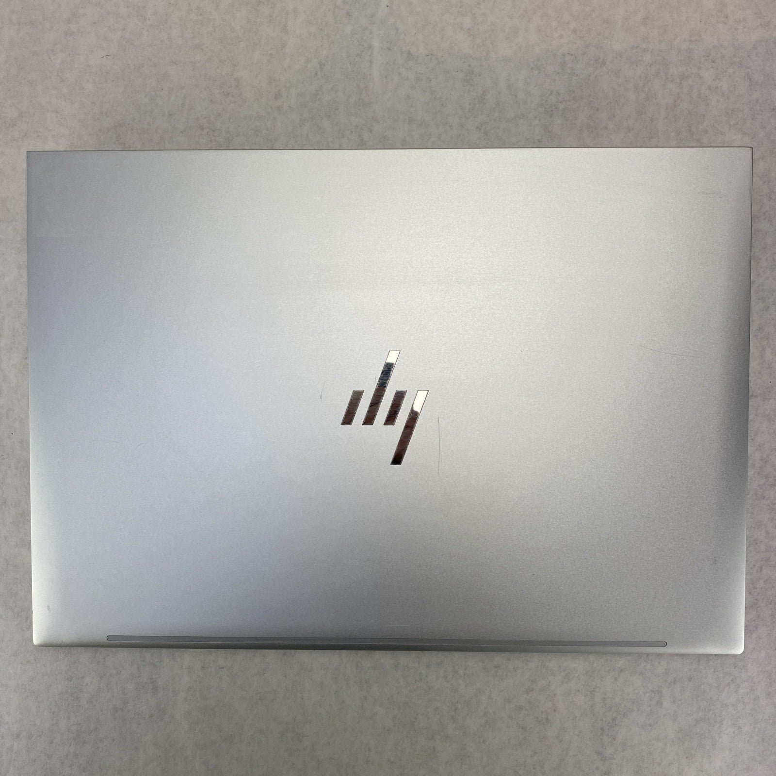 HP EliteBook 860 G9 16" Core i5-1245U 3.96 GHz 32GB RAM No SSD No OS