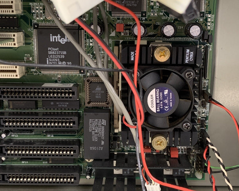Duracom MiniPro 586 G586-IPC Deskop Pentium 133 MHz 16 MB Ram No HDD No OS