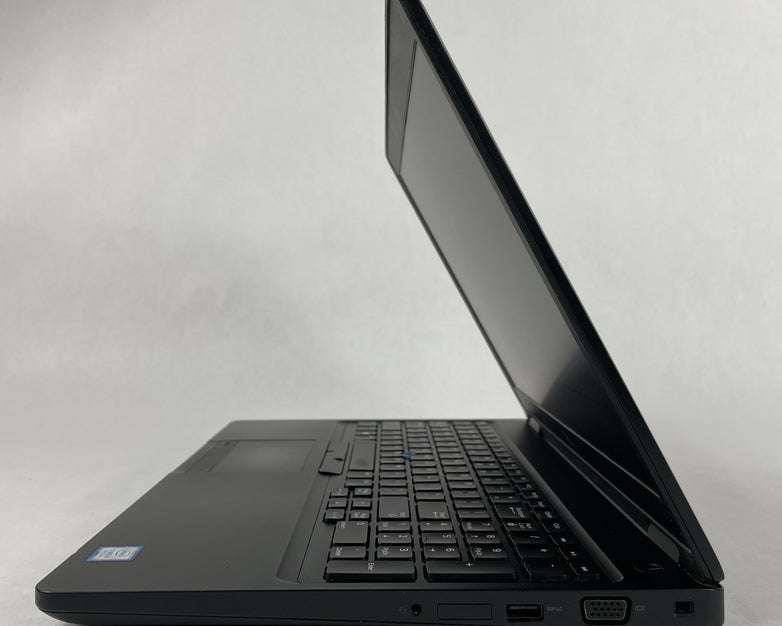 Dell Latitude 5590 15.6" i5-8250U 1.60 GHz 8 GB RAM No SSD/OS/AC/Batt- Bad Front