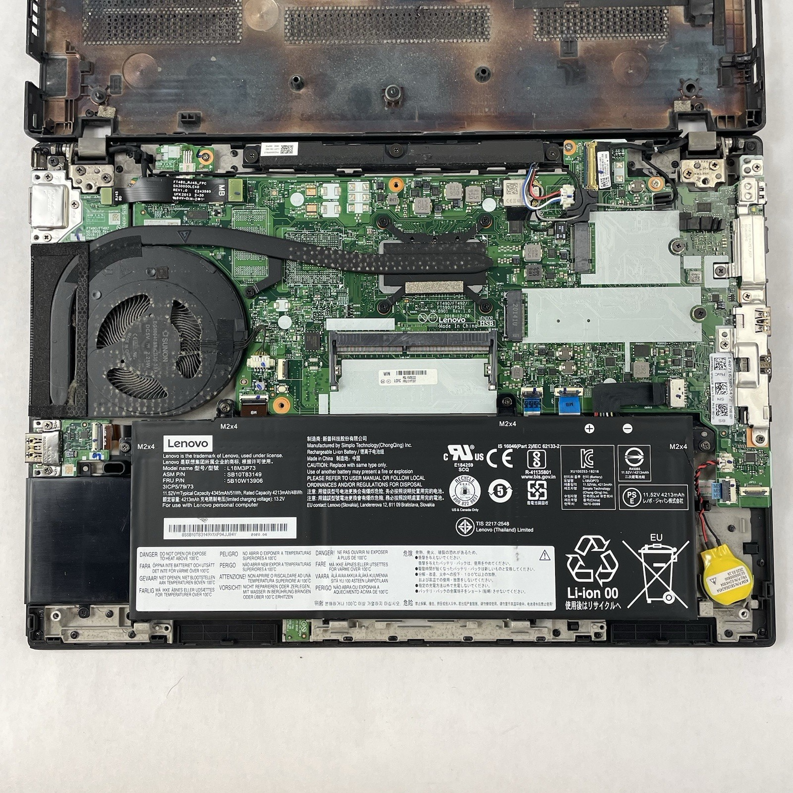 Lenovo ThinkPad T490 14" i5-8365U 1.60 GHz 8 GB RAN No SSD/OS/AC - Chipped Palm17