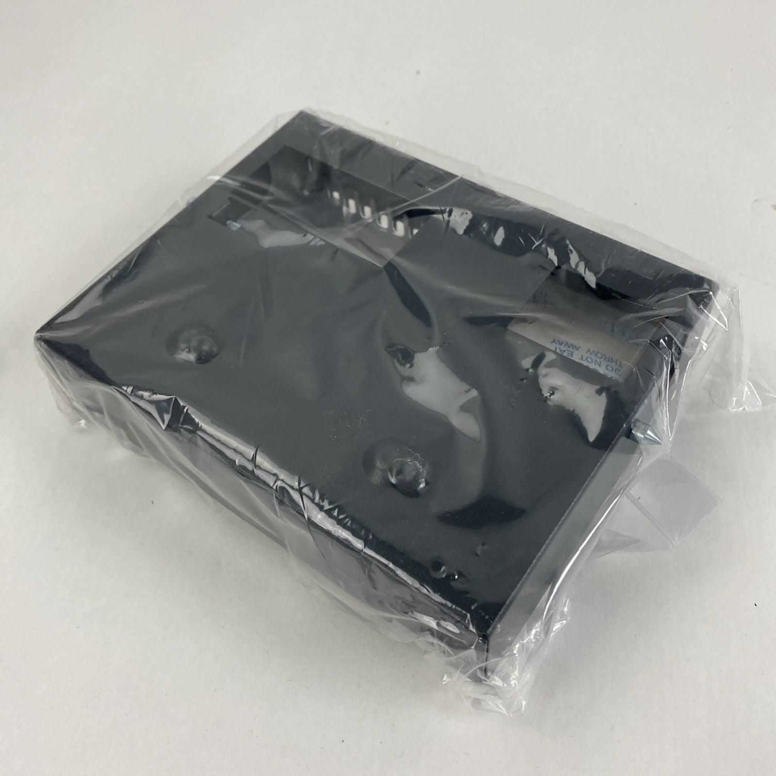 Cisco CP-WALLMOUNTKIT for Cisco IP Phones6