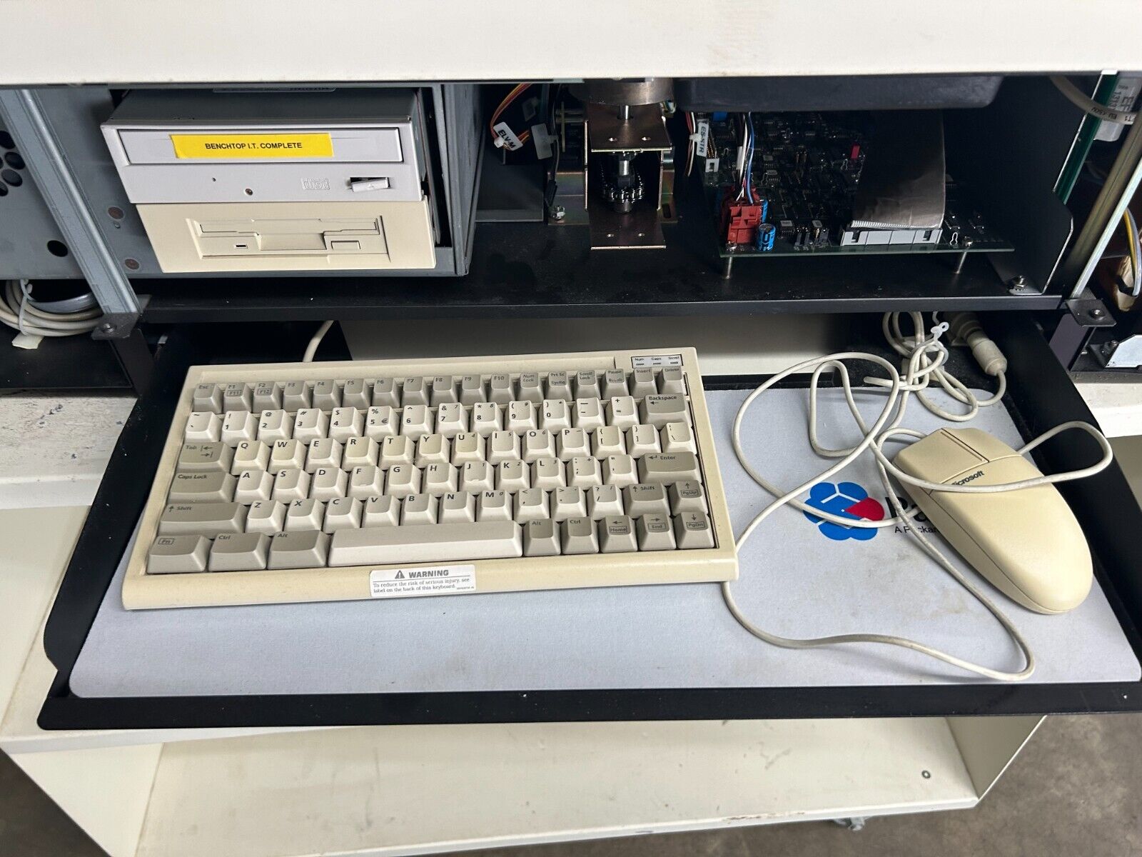 Packard Tri-Carb 3100TR Liquid Scintillation Analyzer A310000
