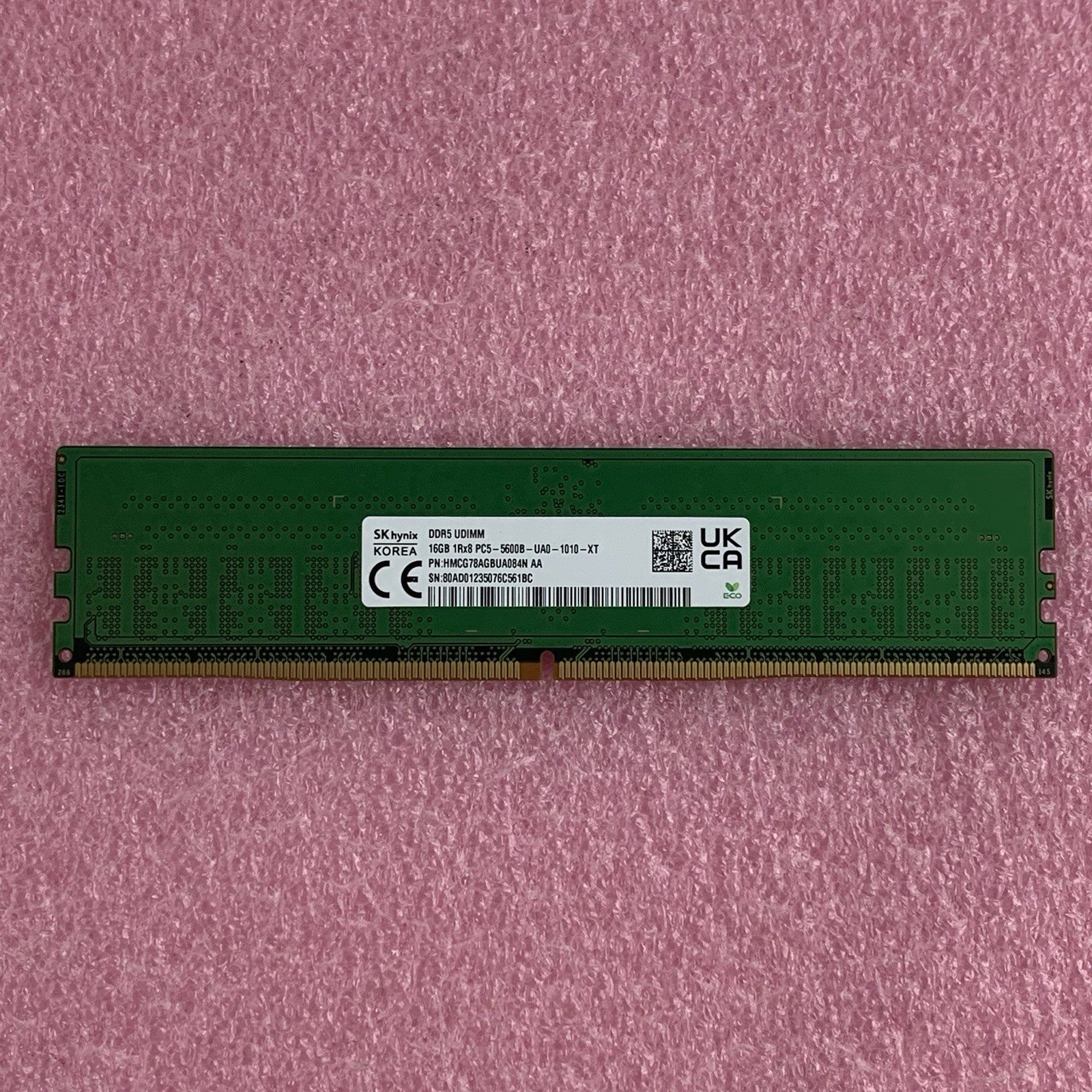 SK Hynix HMCG78AGBUA084N AA DDR5-4800 1x16GB UDIMM Desktop Memory RAM1