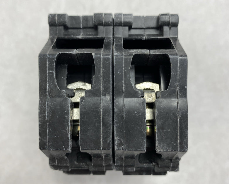 General Electric Model C THQL2130 30A 2 Pole Plug In Circuit Breaker Box Of 5