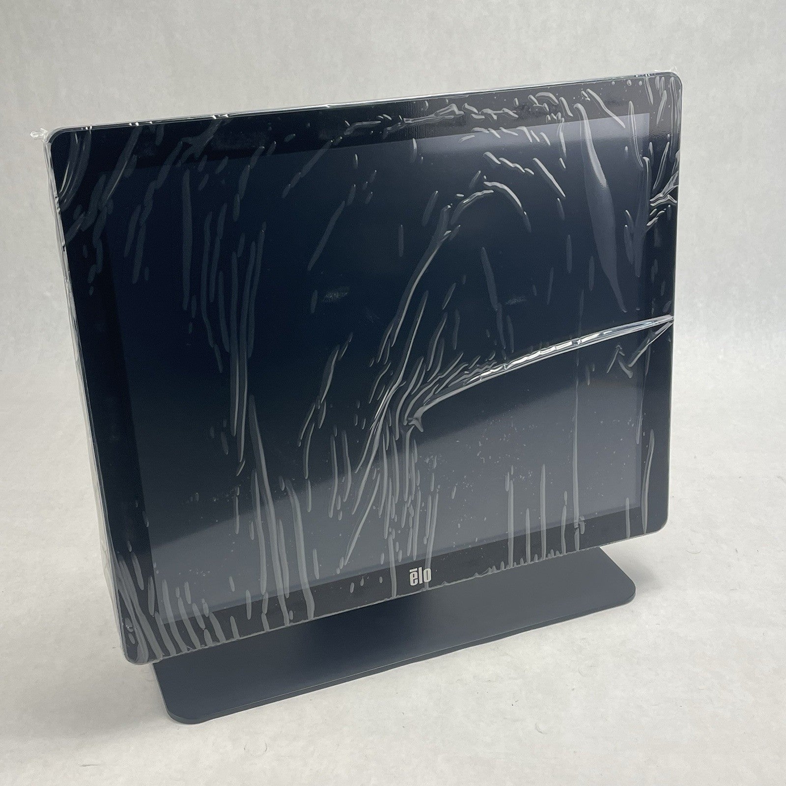 Elo ET1902L-2UWA-0W-MTBLPF-NS-2DB-RBUR (E867363) 19" PCAP Touch Display0