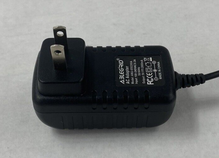 Lot of 4 AbleGrid ANU-050200A AC Adapter