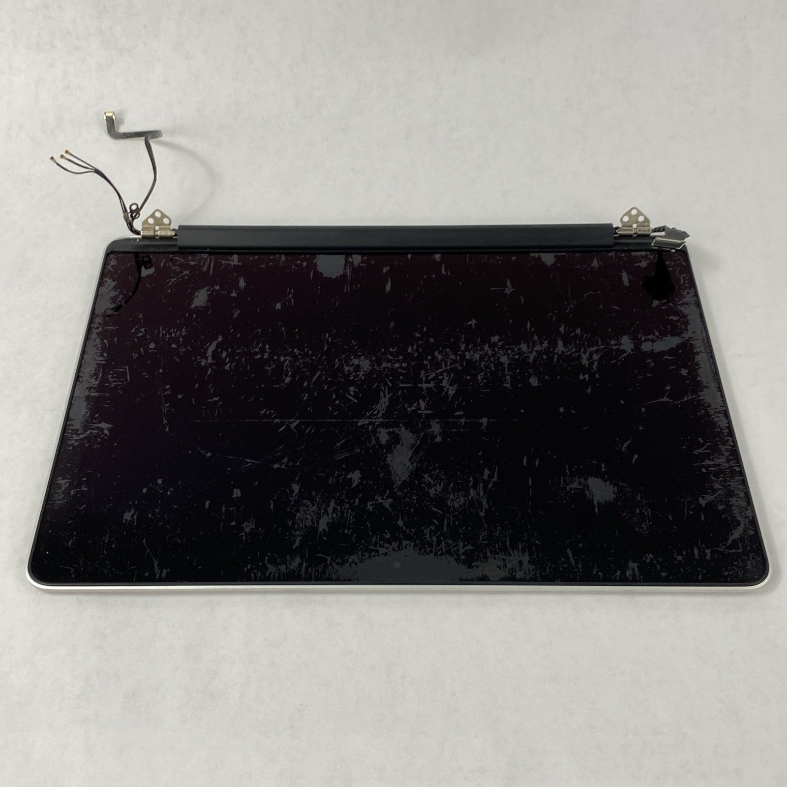Apple MacBook Pro A1502 13.3-inch Screen Display Assembly Tested5