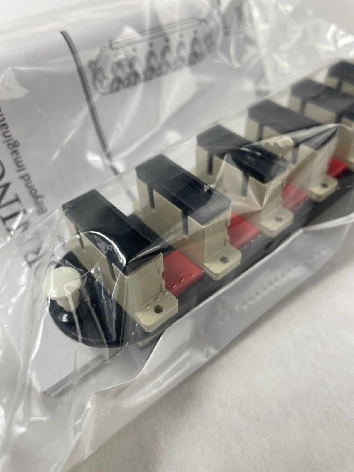 Corning CCH-12-91 SC Multimode 12 Port Adapter Panel with 6 Duplex Inserts