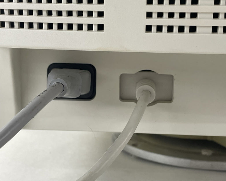 KDS 17" CRT Retro Gaming Monitor XF-70 Xflat Korea Data Systems Broken Stand