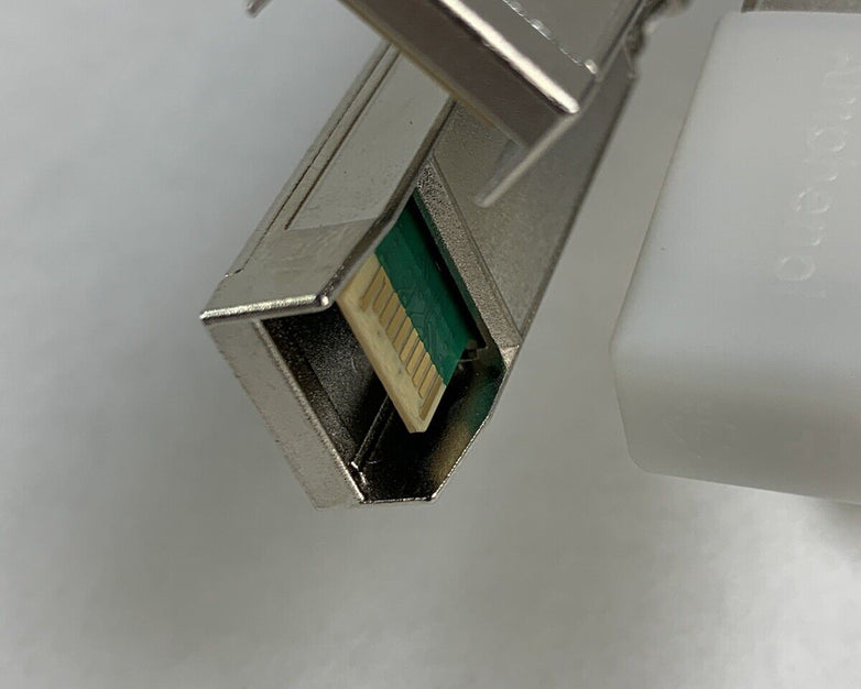 Dell EMC 038-004-950-00 AMPHENOL 3M Cable